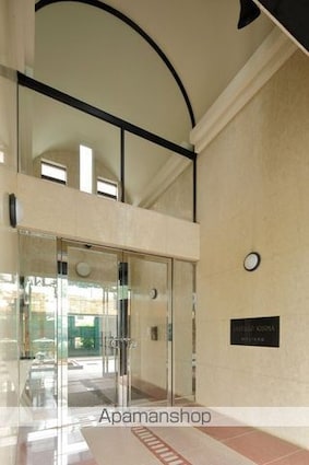 カスティーヨ杵島[3LDK/80.89m2]のエントランス1