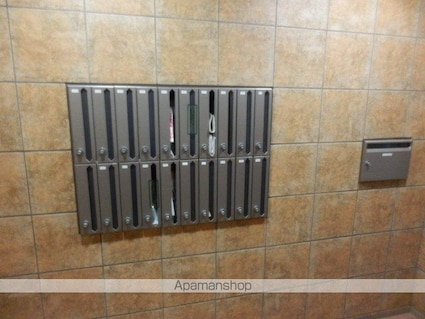 東京都墨田区東向島６丁目[2LDK/45.62m2]の共用部2