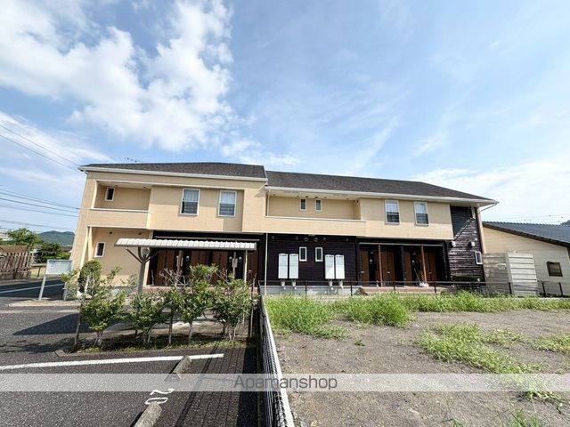 クレメントガーデンハウス A棟の外観写真