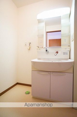 エクランの内装写真