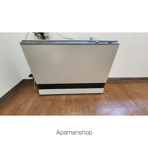 ビッグバーンズマンション南郷の内装写真