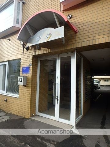 グレイシャス幌彩の玄関写真