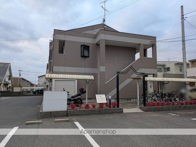 アムールパレスIIの外観写真