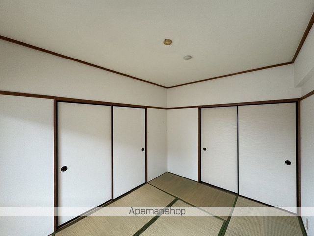 メゾフォルテHIRAIの内装写真
