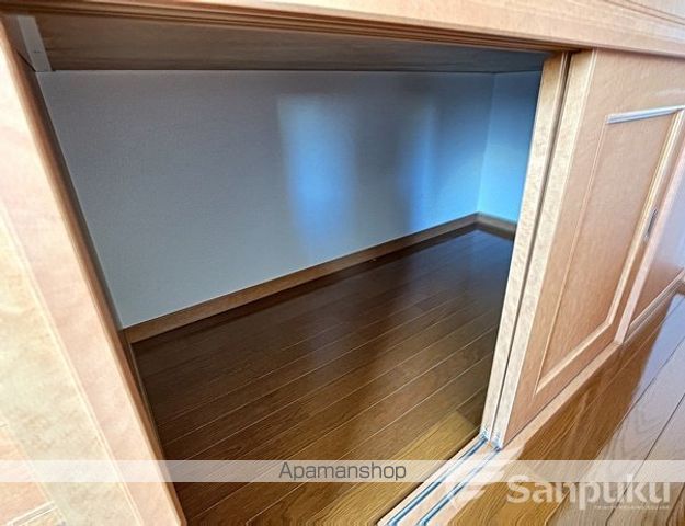 レオパレスフローラ湯築の内装写真