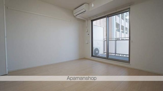 ケイマイティ IIの内装写真