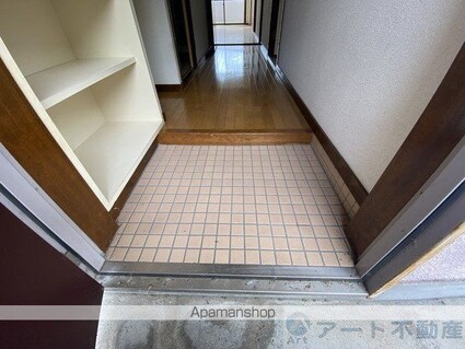 エトワール石手[3DK/63m2]の玄関