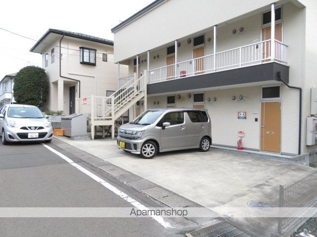 リュミエ旭ヶ丘の玄関写真