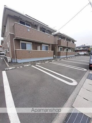 カーサフェリーチェＤ[1K/32.9m2]の駐車場