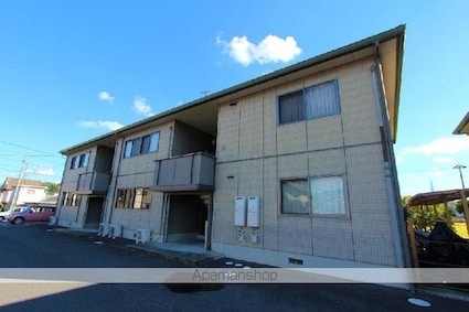 シャンベールＡ・Ｂ棟[3LDK/65.25m2]の外観1