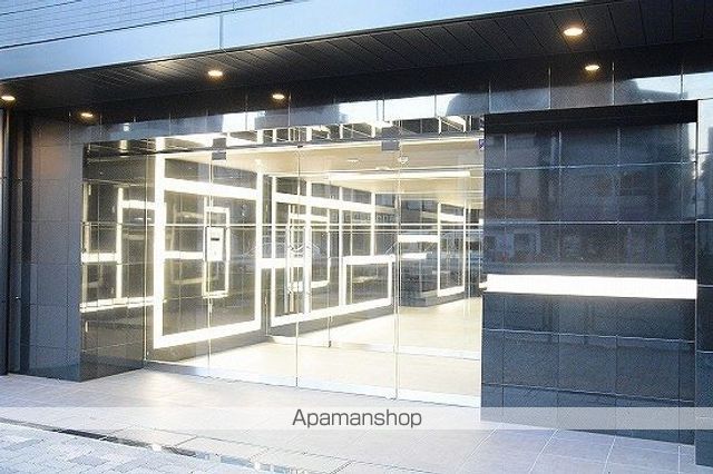 ステージグランデ蒲田アジールコートの玄関写真