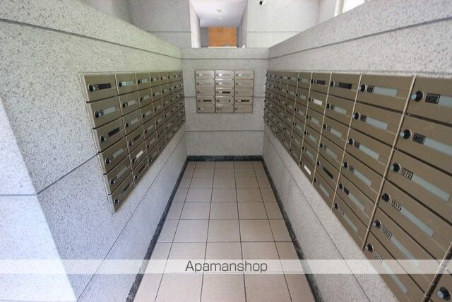 ベイサイドパレス宇品[1R/66m2]の共用部2