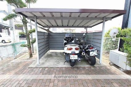 サンライフ川西[2LDK/52.66m2]の共用部1
