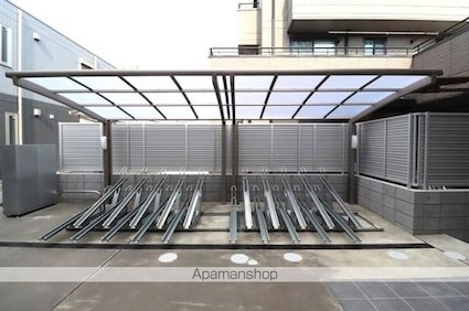 セレナ[2LDK/62.92m2]の共用部1