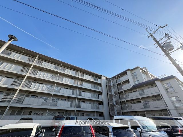 マンション塚口の外観写真