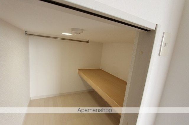 パロス　バーデス　ＡＰＴ[1R/31.59m2]の収納