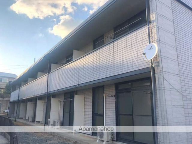 レオパレス三苫セブンの玄関写真