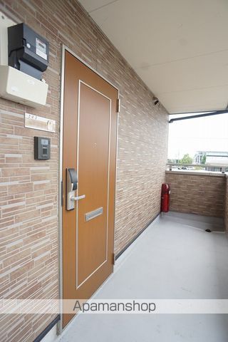 COMO’Sの玄関写真