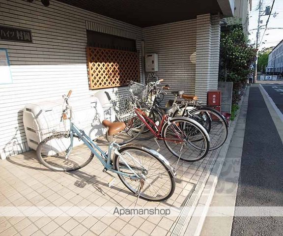 ハイツ村岡の外観写真