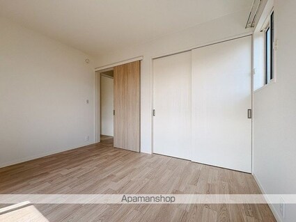 Ｇｒａｎｄ　Ｖｉｌｌａ[3LDK/79.28m2]の内装2