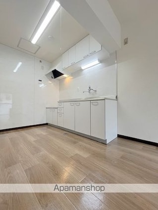 イーストパレス[3LDK/61.2m2]のキッチン