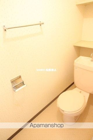 インターナショナルビルの内装写真