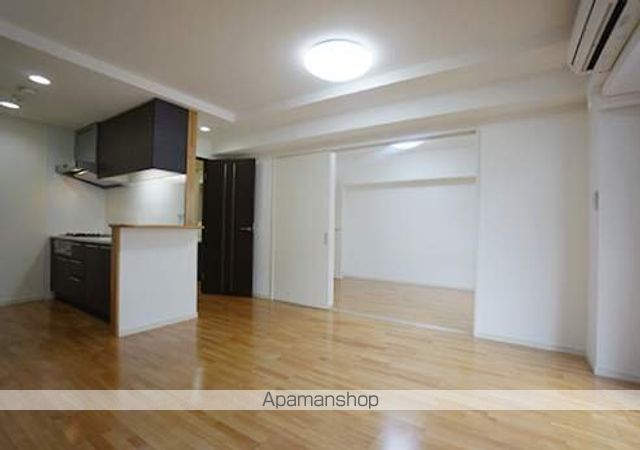 AMBIENTE 泉の内装写真