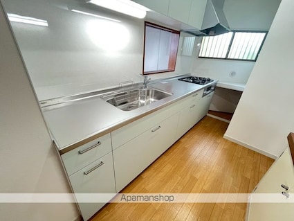 東京都日野市南平２丁目[4LDK/119.38m2]のキッチン