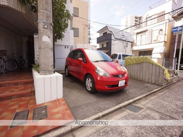 貞和ビルの外観写真