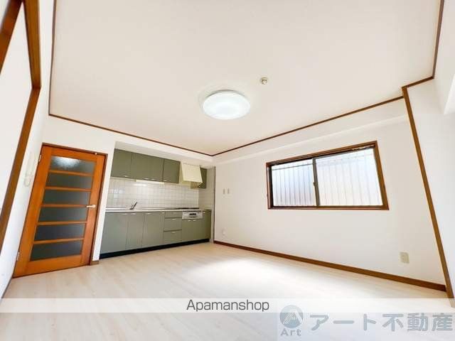 インペリアル土居田南[3LDK/67.5m2]の内装
