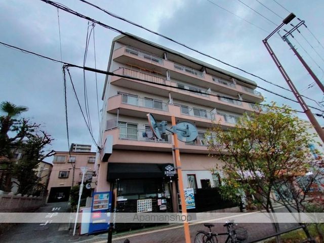 柏原ファミリーハイツの外観写真