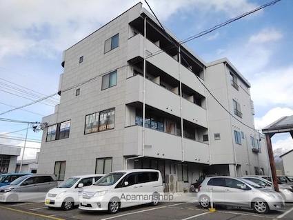 山﨑ビル[1K/22m2]の外観1