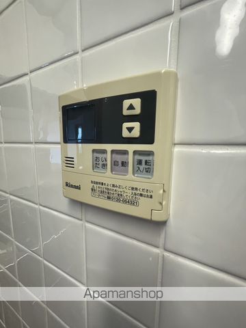 ARTEMURの内装写真