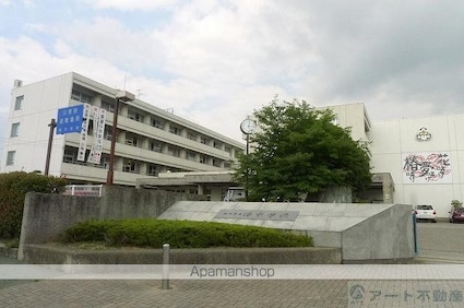 ルナ・マーレ椿[2LDK/63.36m2]の周辺2