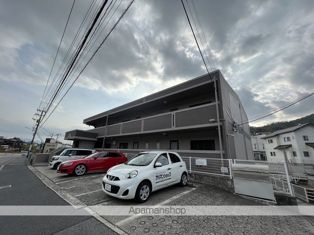 シャンボール中山の外観写真