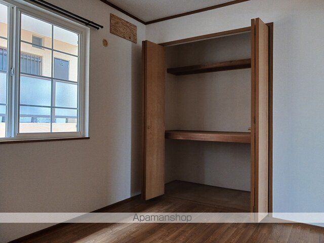 ペリプエストI番館の内装写真