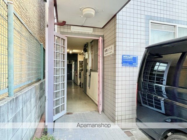 稲葉ハウスの玄関写真