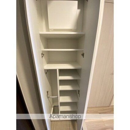 コンフォリア・リヴ千住[1K/25.29m2]の内装