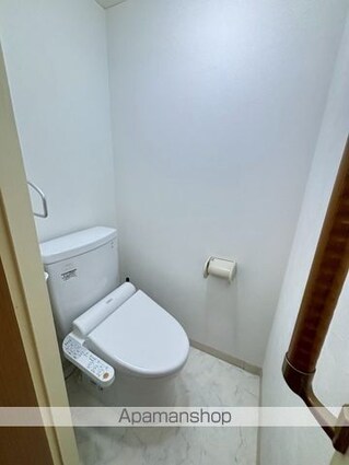 ライオンズマンション聖蹟桜ヶ丘第２[1R/53.15m2]のトイレ