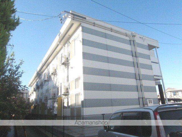 レオパレス中御所の外観写真