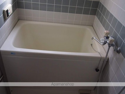 仲ノ町片桐屋ビル[3DK/59m2]のバス