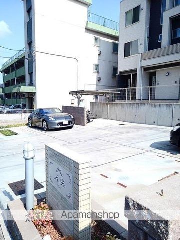 名古屋市東山線 一社駅 徒歩9分 3階建 築10年の玄関写真