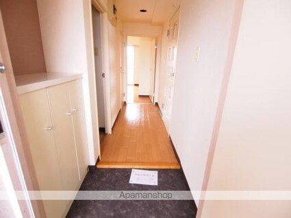 ホワイトプラザ会津[2LDK/57.12m2]の玄関