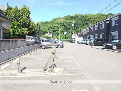 和歌山県和歌山市秋葉町[3LDK/73.69m2]の駐車場1