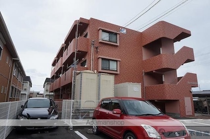 ジュネス西石井[2LDK/60.01m2]の駐車場2