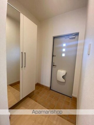 レジーナＢ[2LDK/53.95m2]の玄関