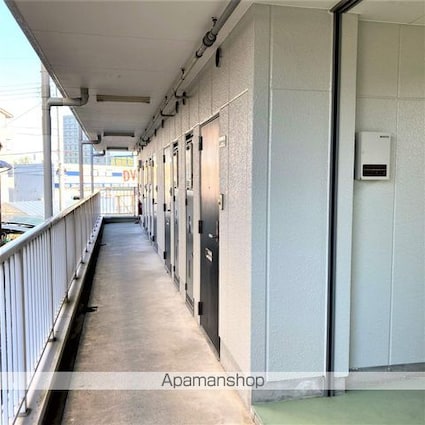 滋賀県甲賀市水口町東名坂[1K/18.48m2]のエントランス6