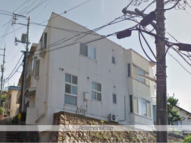 山肩ビルの外観写真