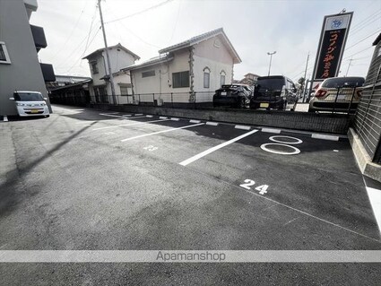 岡山県倉敷市川入[2LDK/66.15m2]の駐車場