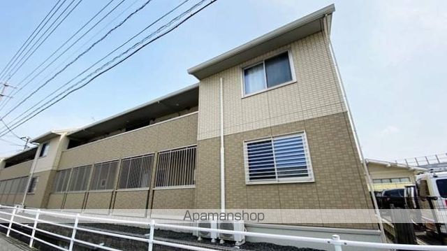 メゾン エミグラント A棟の外観写真